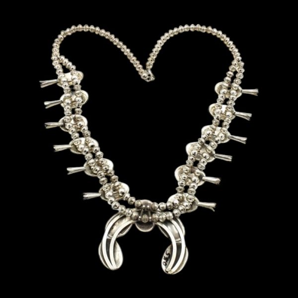 Vintage Southwest Mother of Pearl Squash Blossom Jewelry Set - Image 6