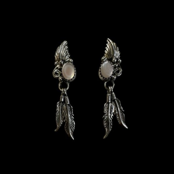 Vintage Southwest Mother of Pearl Squash Blossom Jewelry Set - Image 2