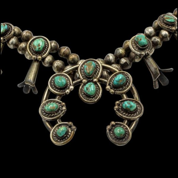 Vintage Navajo Sterling Silver Squash Blossom Necklace - Image 2