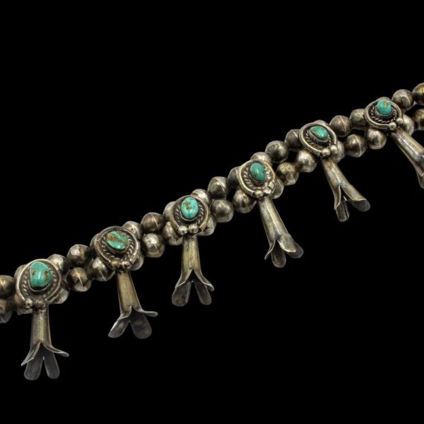 Vintage Navajo Sterling Silver Squash Blossom Necklace - Image 3