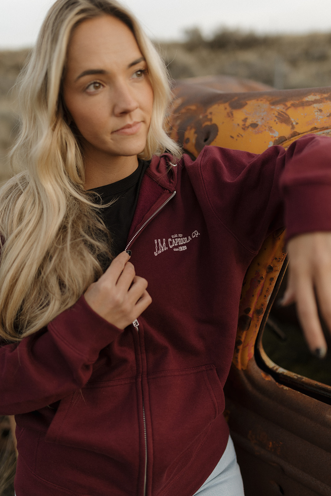 Caps Classic Zip Hoodie - Image 2